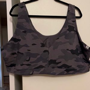 NWT. Light support Sports Bra 4X